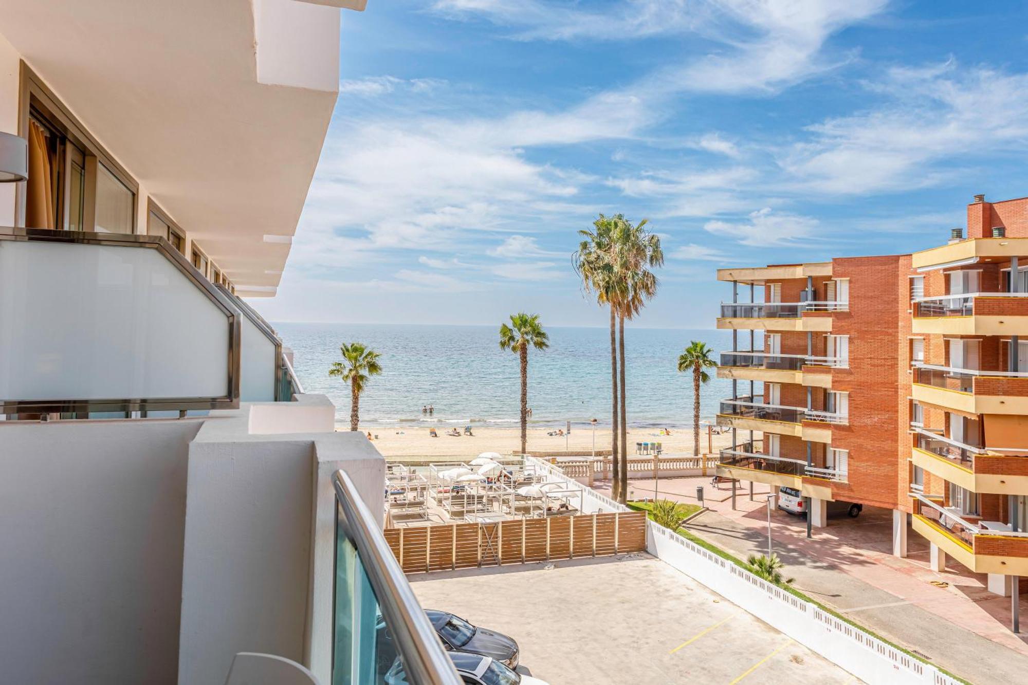 Hotel Best Maritim Cambrils Bagian luar foto