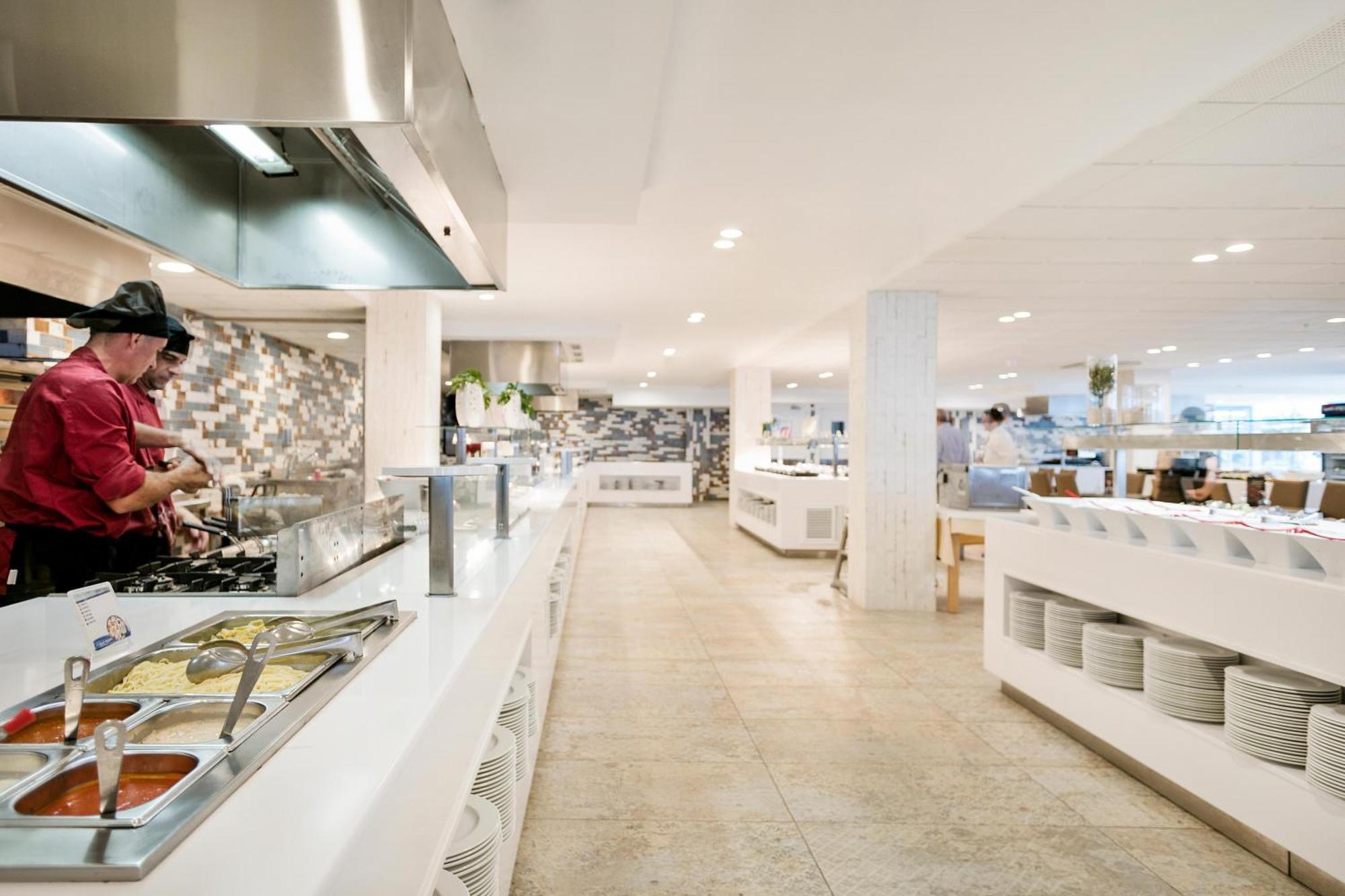 Hotel Best Maritim Cambrils Bagian luar foto