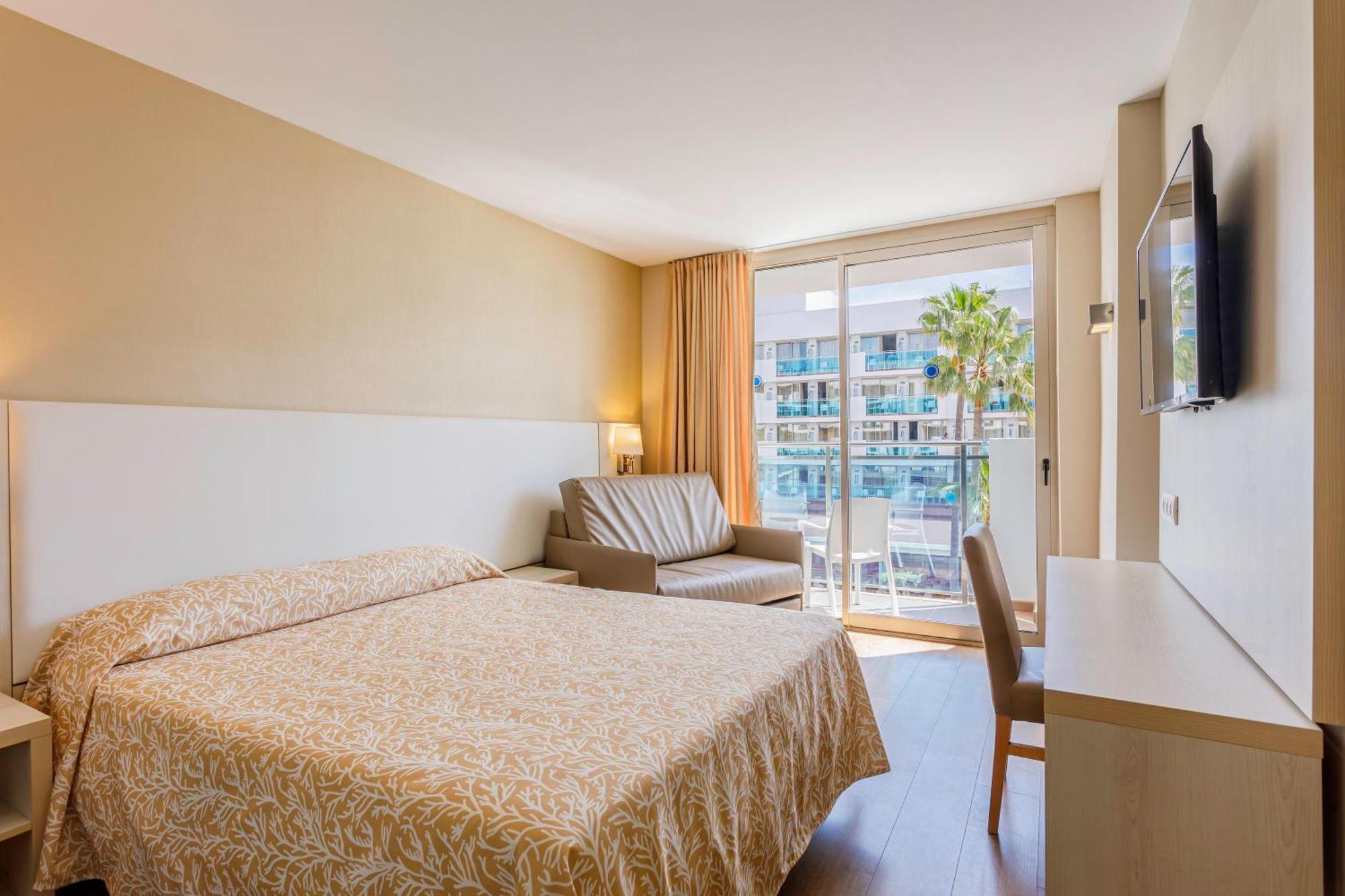 Hotel Best Maritim Cambrils Bagian luar foto