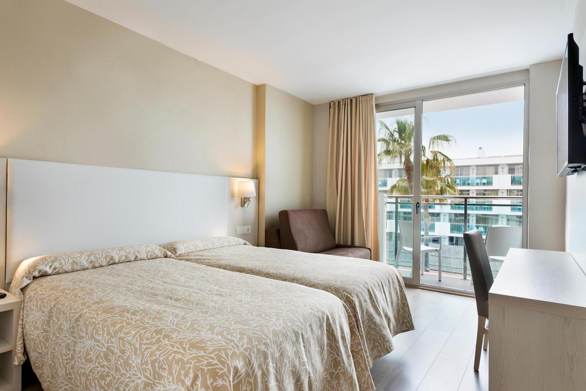 Hotel Best Maritim Cambrils Bagian luar foto