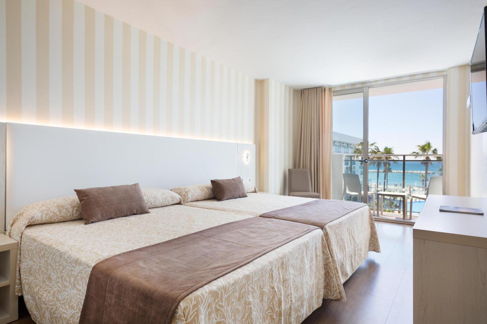 Hotel Best Maritim Cambrils Bagian luar foto