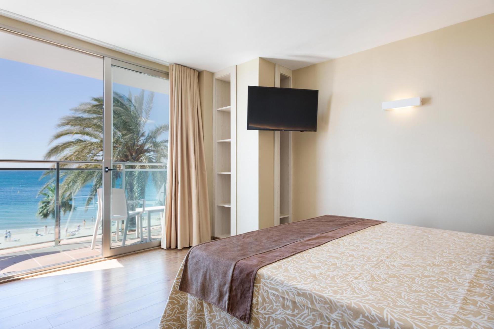 Hotel Best Maritim Cambrils Bagian luar foto