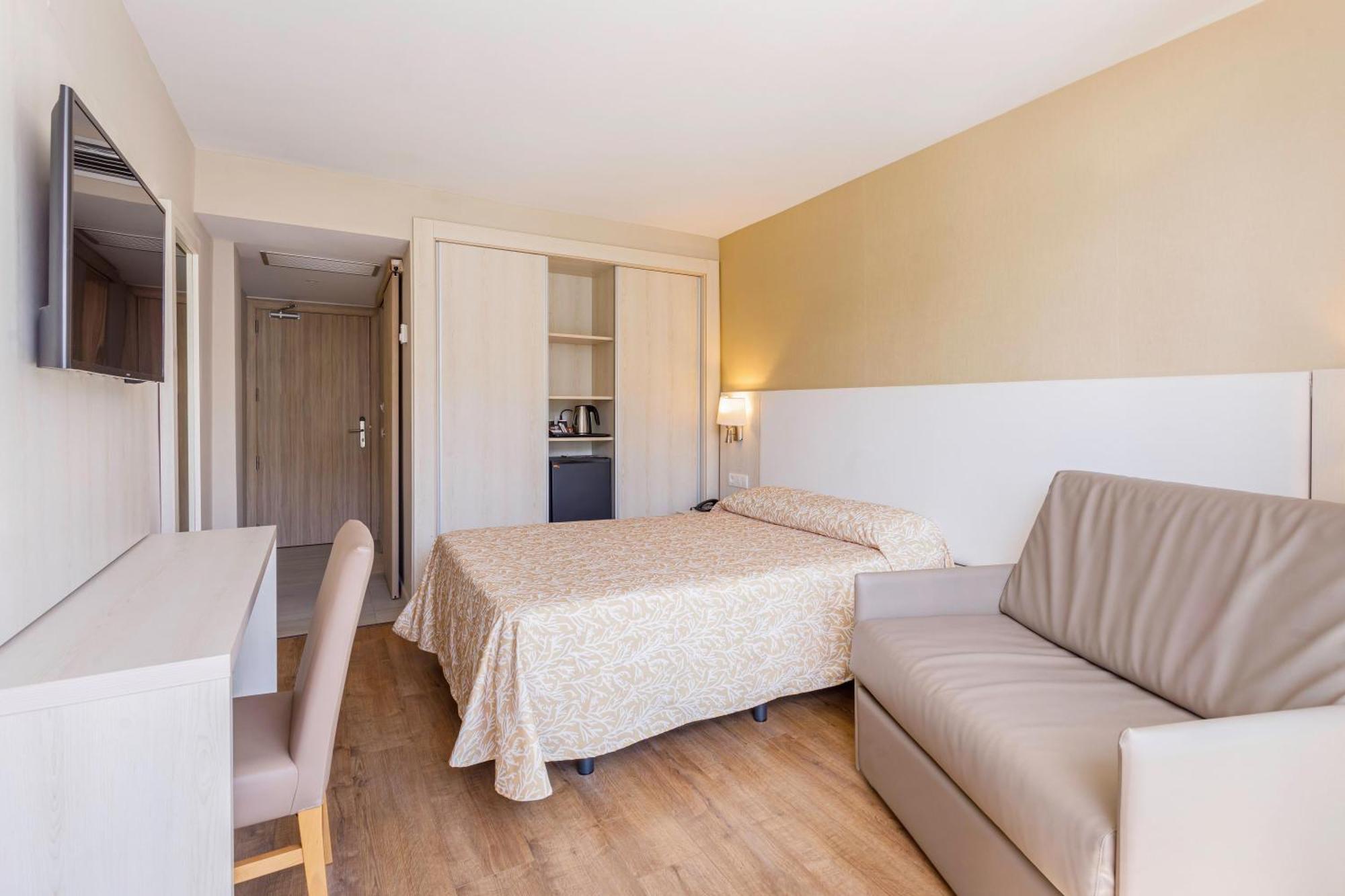 Hotel Best Maritim Cambrils Bagian luar foto